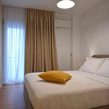 Modern Two Bedroom Apartment At Koukaki Афіни Екстер'єр фото