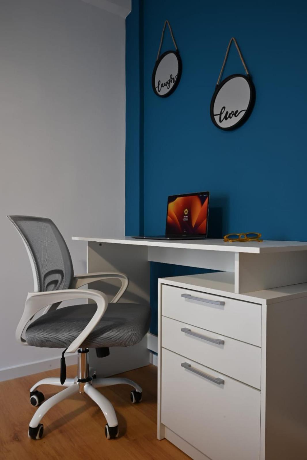 Modern Two Bedroom Apartment At Koukaki Афіни Екстер'єр фото