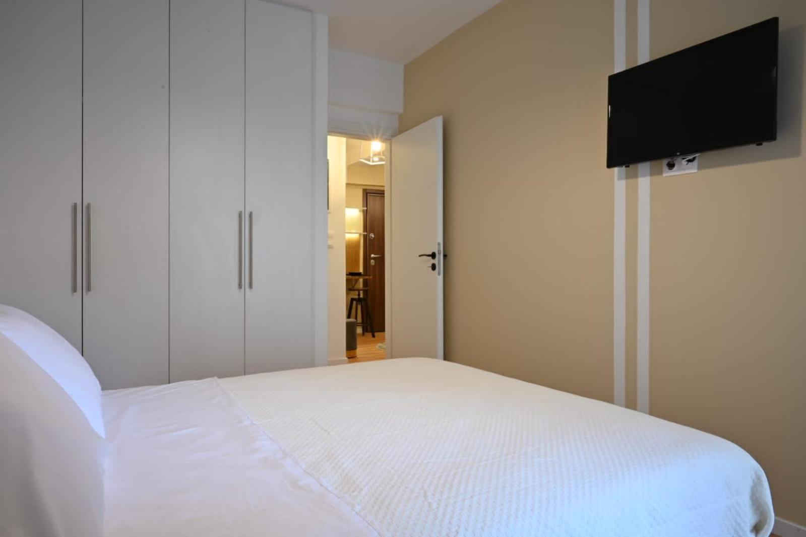 Modern Two Bedroom Apartment At Koukaki Афіни Екстер'єр фото