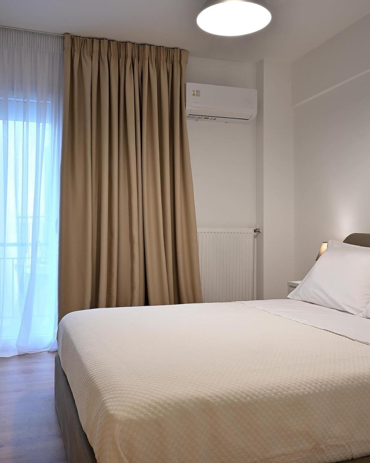 Modern Two Bedroom Apartment At Koukaki Афіни Екстер'єр фото