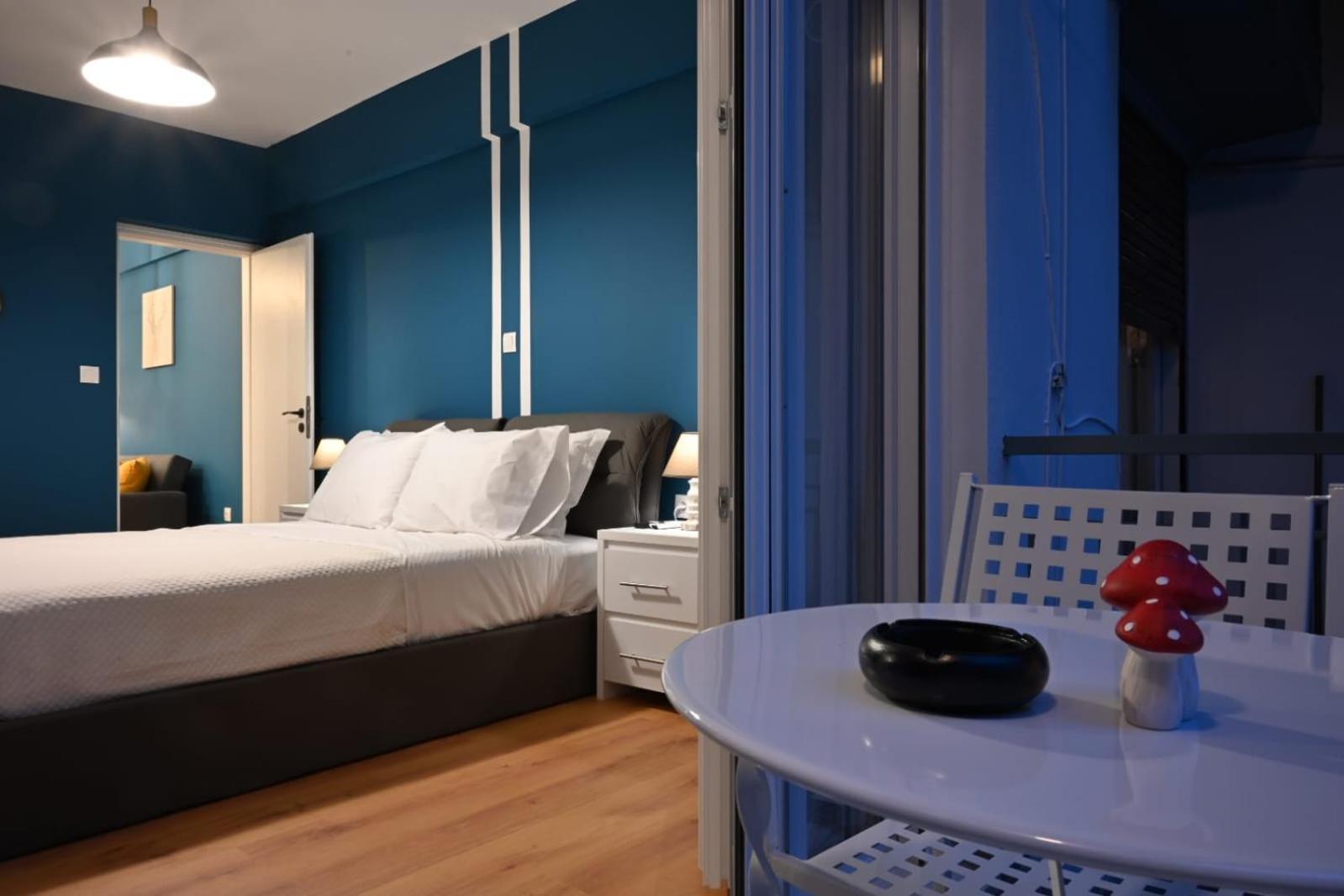 Modern Two Bedroom Apartment At Koukaki Афіни Екстер'єр фото